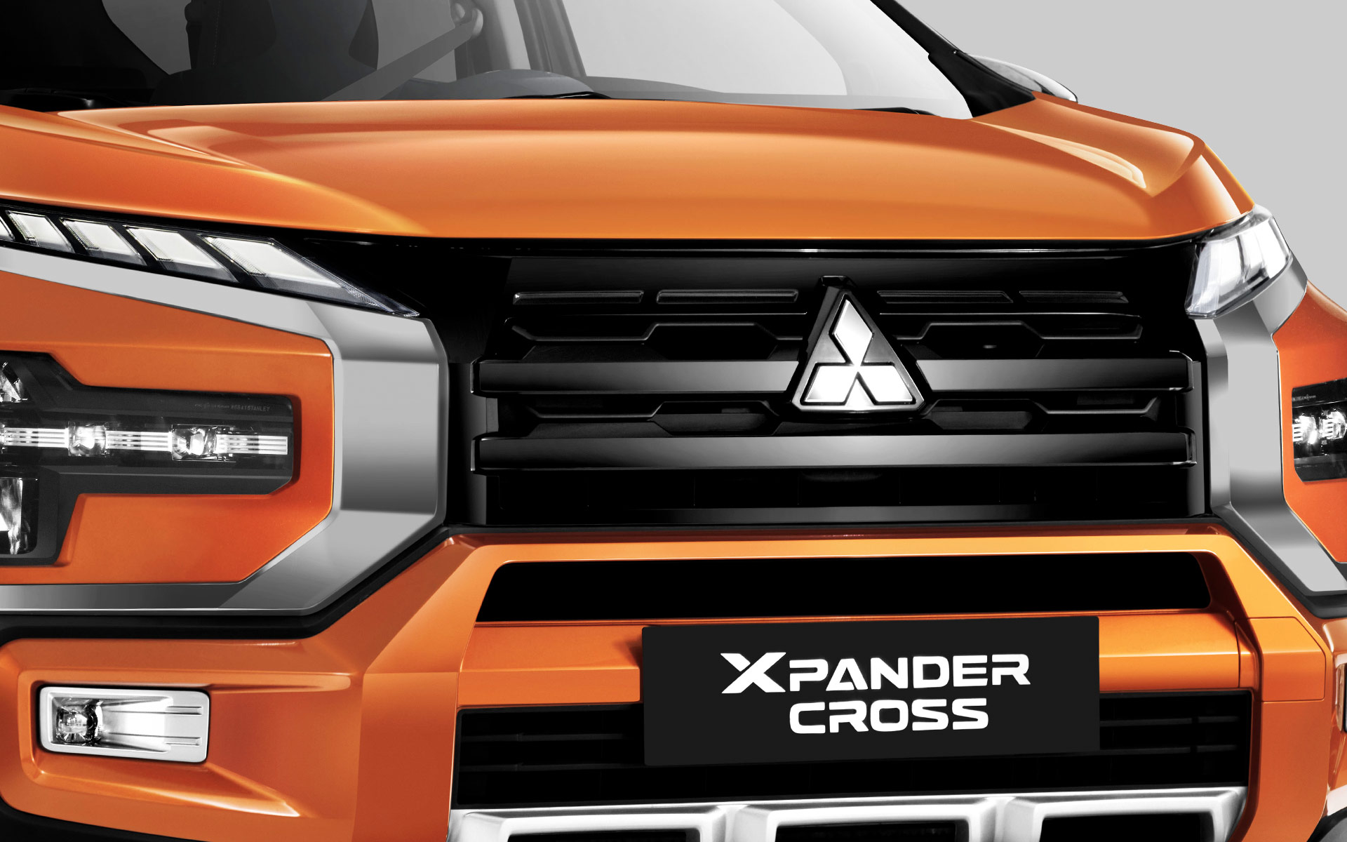 tra-gop-xpander-cross